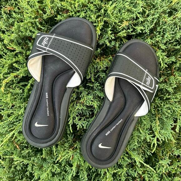 Nike Comfort Footbed‎ Sandals Women's Size 5 Black Slides - Picture 4 of 14